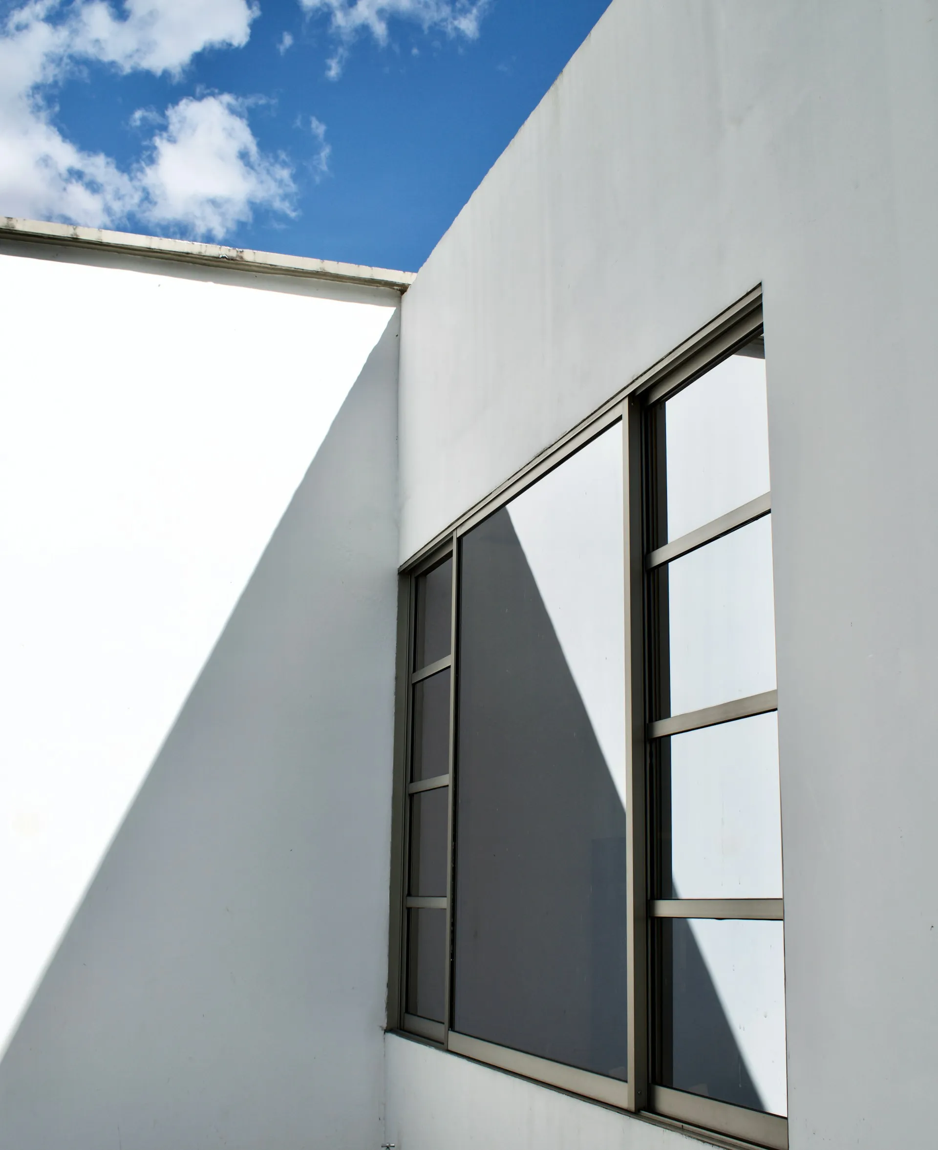 Aluminiowe okno Aliplast Genesis 75 – Alure